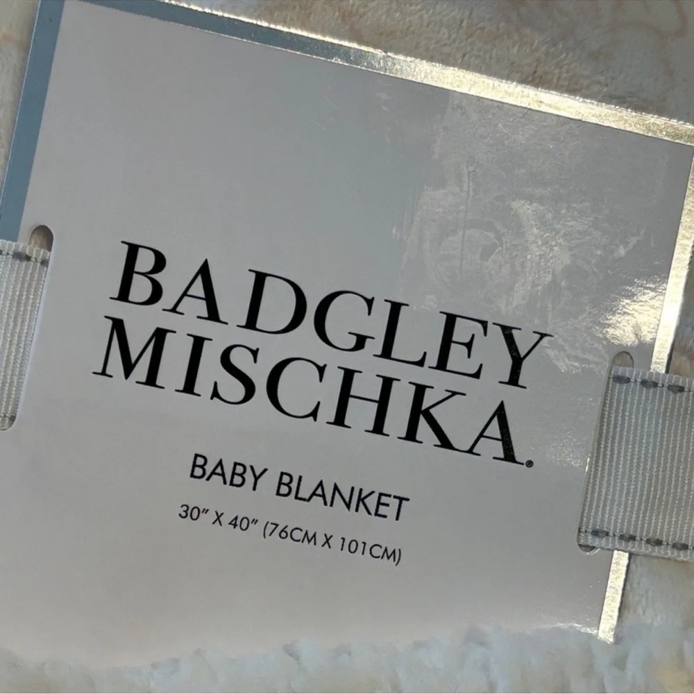 Badgley Mischka ** badgley
